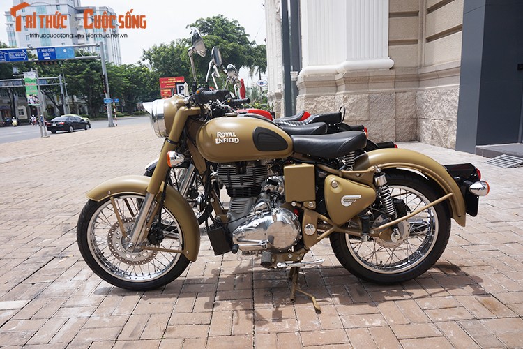 &quot;Soi&quot; dan moto Royal Enfield gia chi hon 100 trieu tai VN-Hinh-3